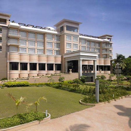 Royal Orchid Central Kireeti Hampi, Hospet Exterior foto