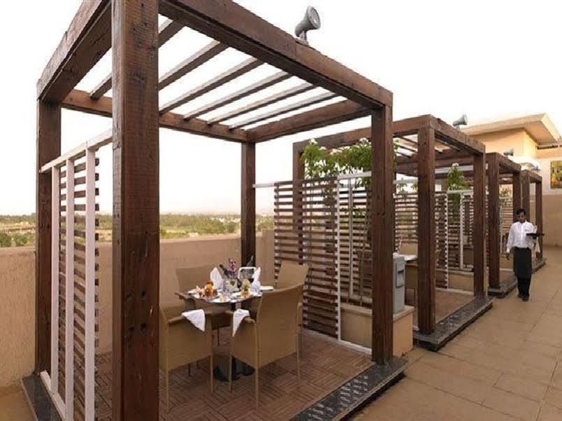 Royal Orchid Central Kireeti Hampi, Hospet Exterior foto